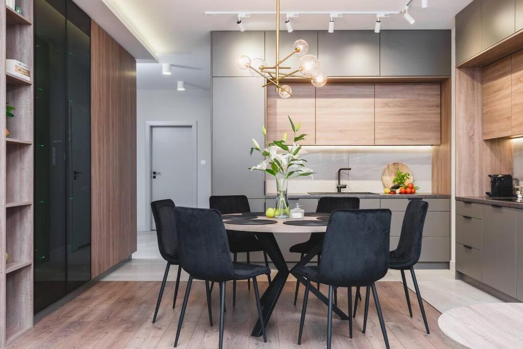 Elegant Business Apartment คราคูฟ ภายนอก รูปภาพ